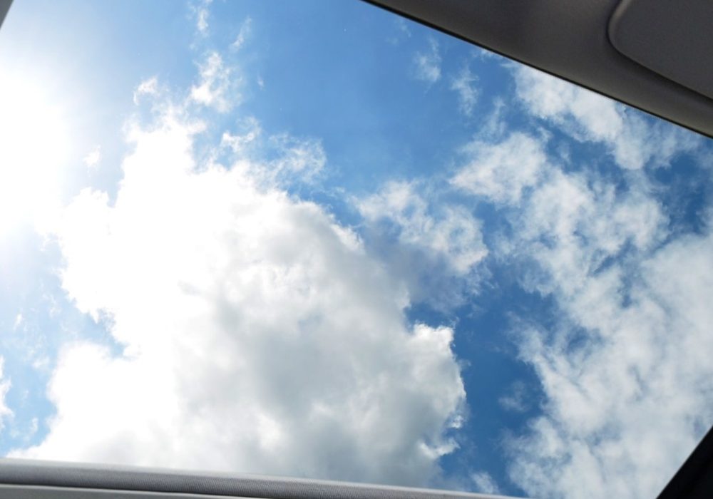 Benefits of having a sunroof on a car Benefits of having a sunroof on a car