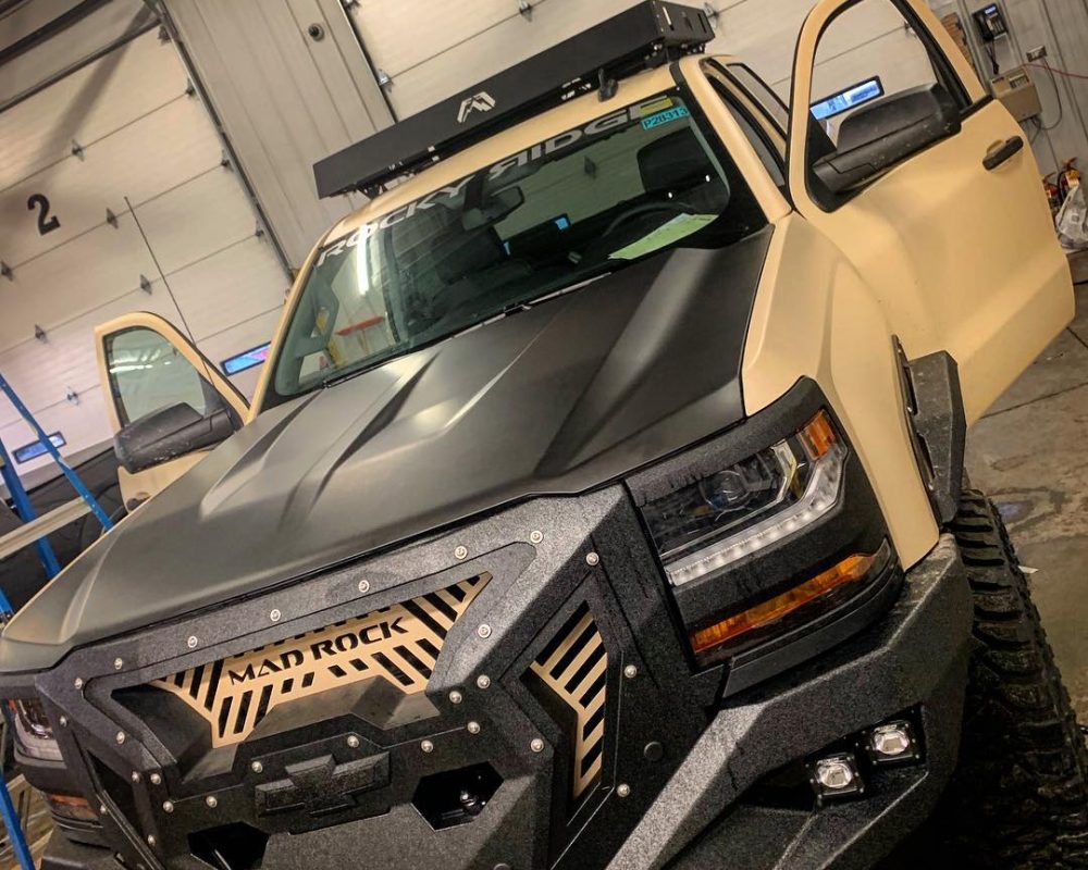 Pick-up truck with nice tan color and upgraded bumper Pick-up truck with nice tan color and upgraded bumper